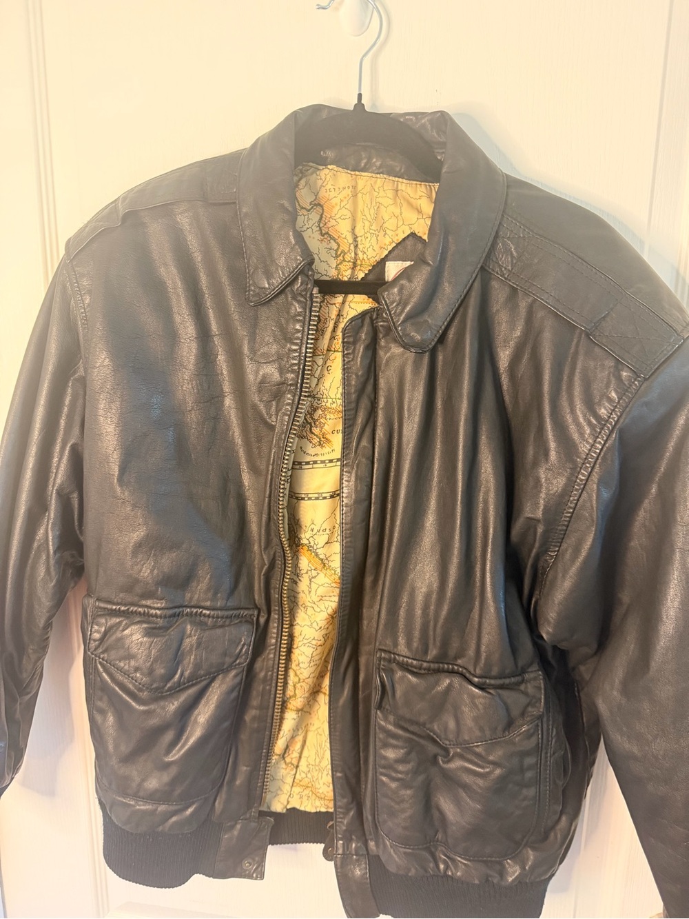 Vintage Men's Black Leather Bomber Jacket with Contrasting Liner